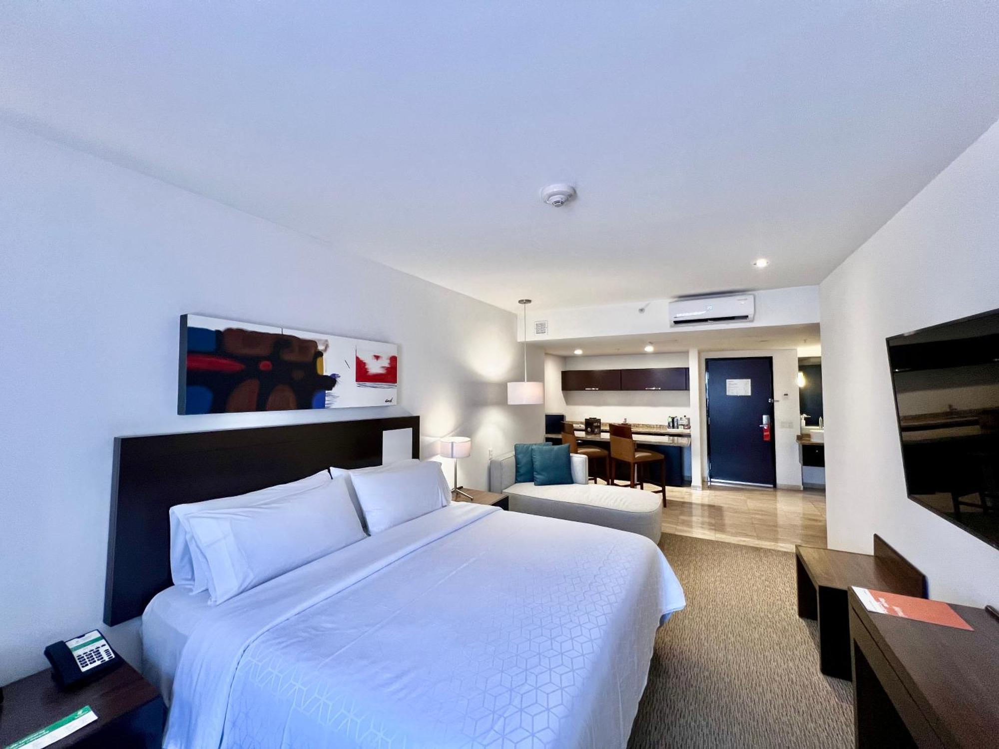 Holiday Inn Guadalajara Patria-Universidad By Ihg Zapopan Zewnętrze zdjęcie